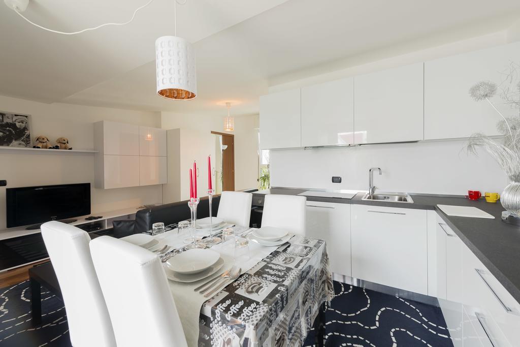Апартаменты New Luxury Attic Santa Giulia Expo Милан Экстерьер фото