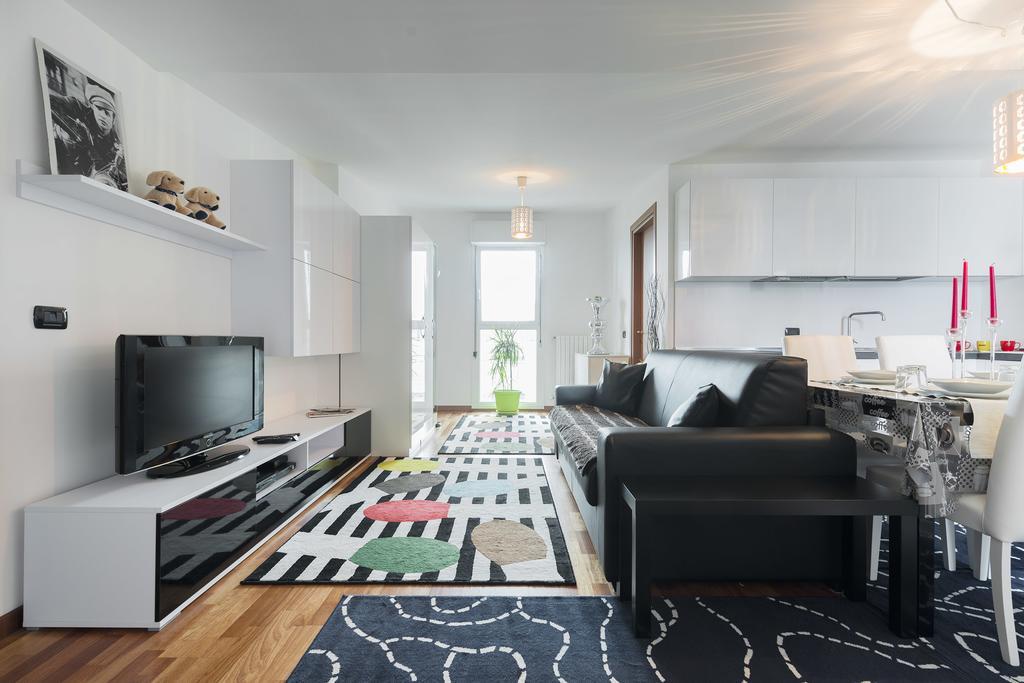 Апартаменты New Luxury Attic Santa Giulia Expo Милан Экстерьер фото